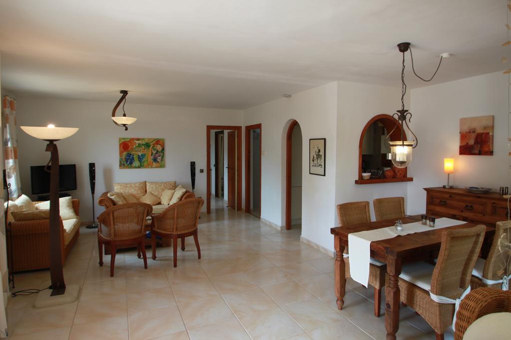 Chrisuli - Well Furnished Villa With Panoramic Views In โมไรรา ห้อง รูปภาพ